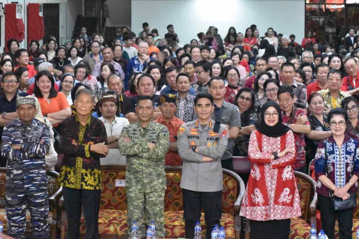 Dandim 0825/Banyuwangi Hadiri Perayaan Sakral Tan Hu Cin Jin 2026 di Hoo Tong Bio, Harmoni Budaya dan Keamanan Terjaga