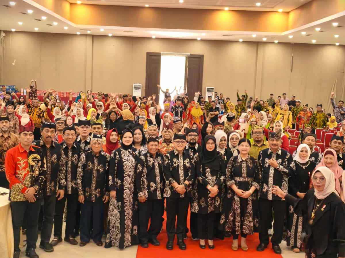 Miliki Peran Strategis, Bupati Ipuk Ajak Ikawangi Perkuat Jaringan Untuk Promosi Daerah, Peluang Ekonomi Hingga Investasi