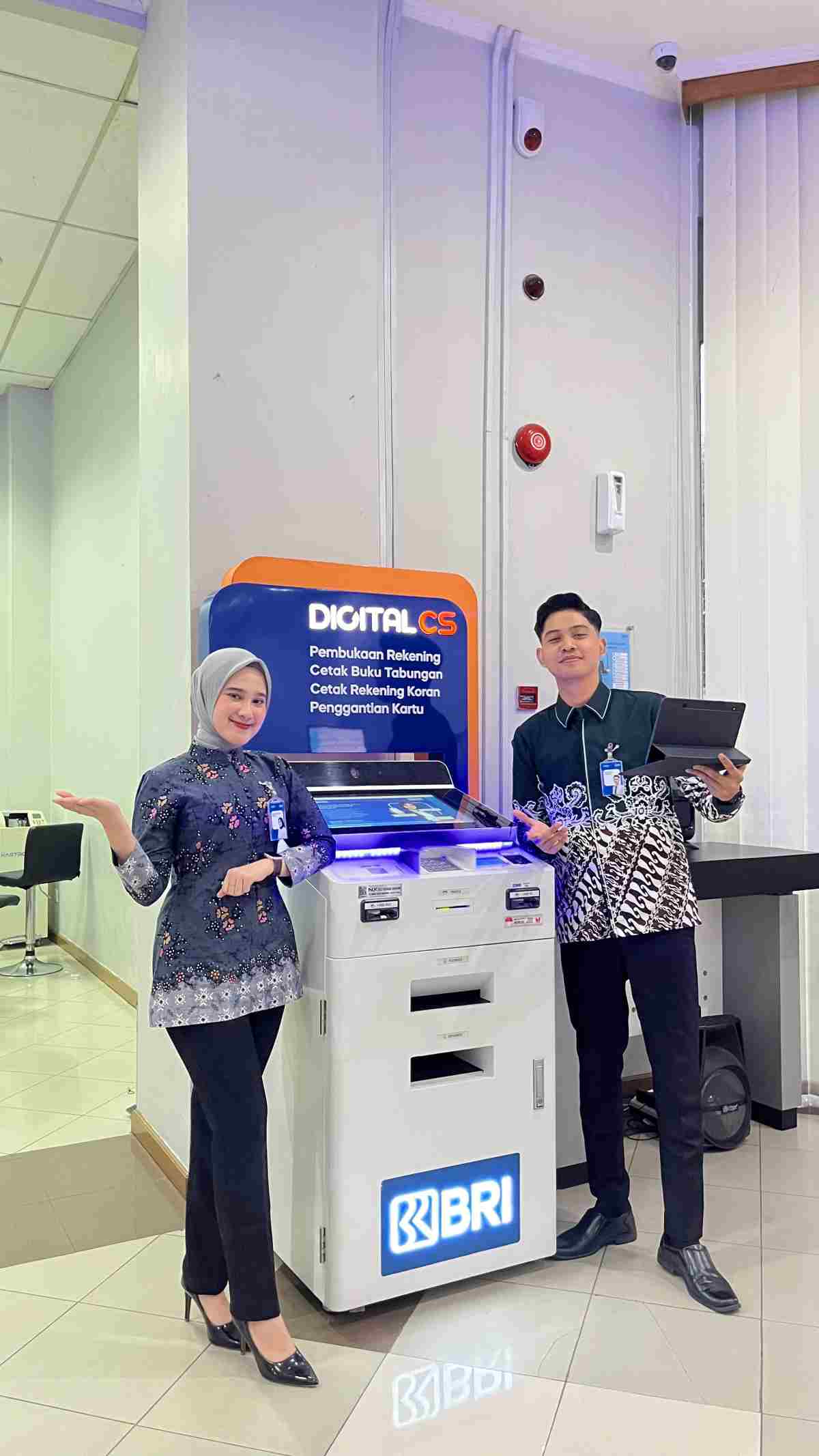 Buka Rekening tanpa Antre, BRI Cabang Banyuwangi Hadirkan Mesin Digital CS Mandiri